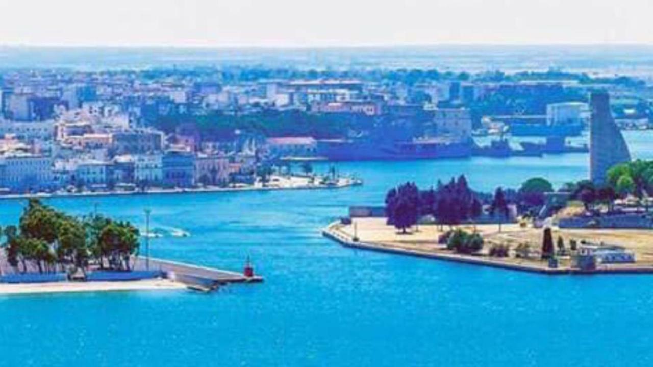 Casa Vacanze Corso Roma Brindisi Ngoại thất bức ảnh